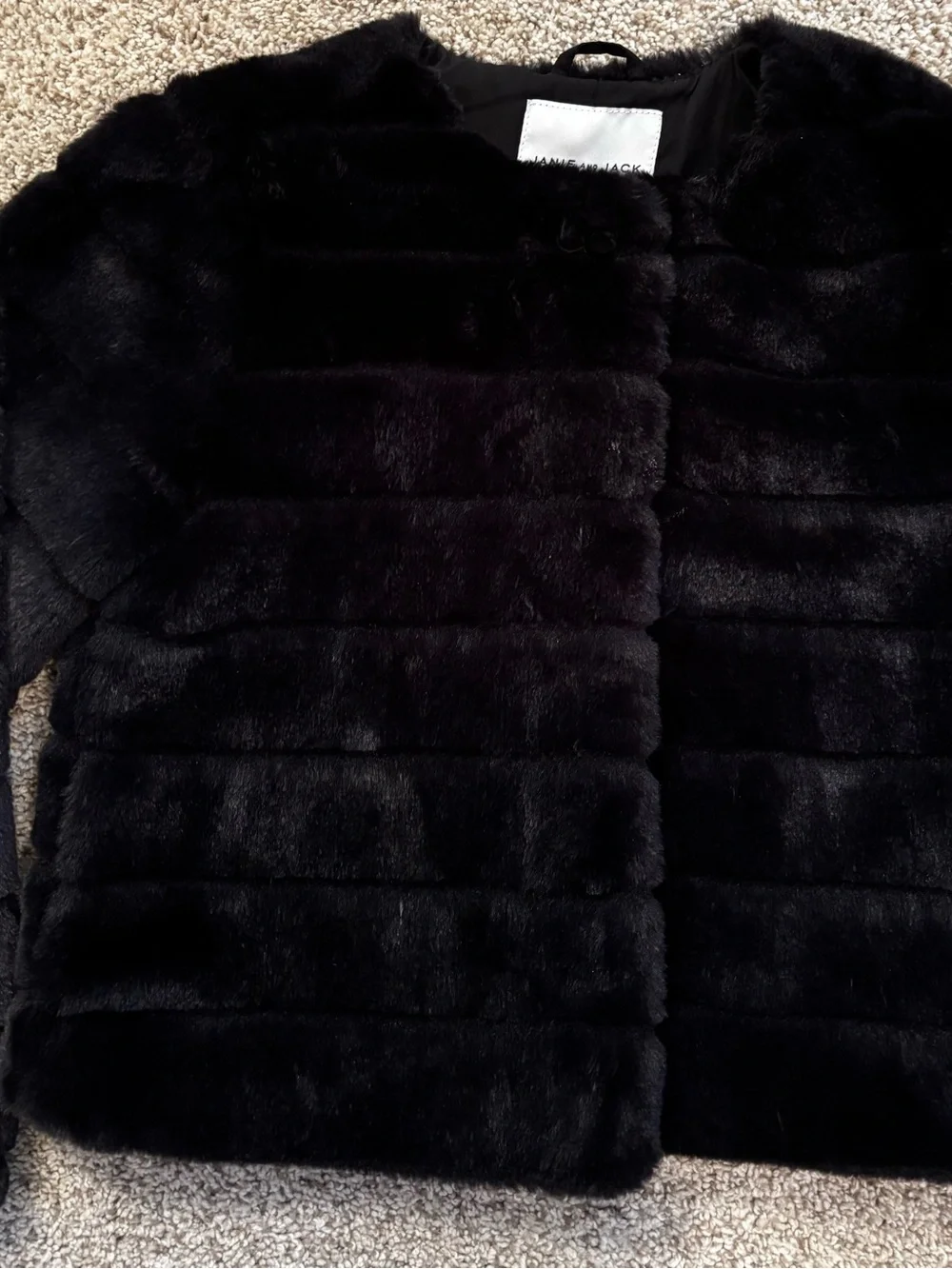 JANIE AND JACK Cropped Faux Fur Coat. Size 7/8.